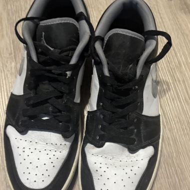 Air Jordan 1 Low Sneaker
