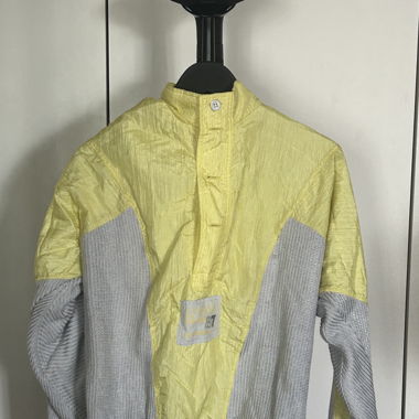 Pull Jaune