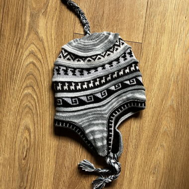 Peruvian blue-grey patterned beanie