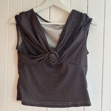Polka Dot Top with Ring Detail / polka dots