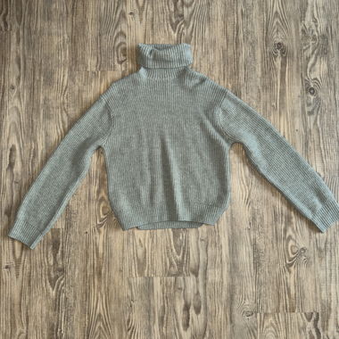 H&M Mint Green Turtleneck Sweater