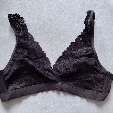 Bralette nero in pizzo senza ferretto