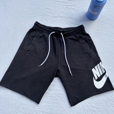short nike 