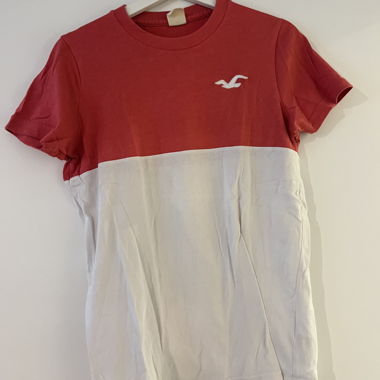 T-shirt Hollister rouge/blanc
