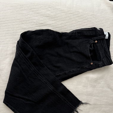 Wide leg jeans