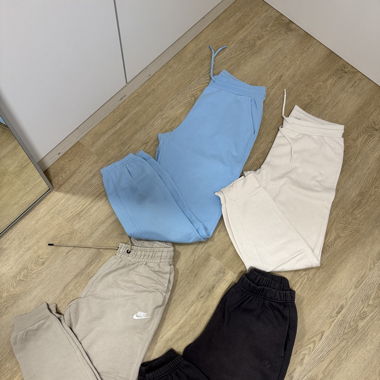 Diverse Jogginghose