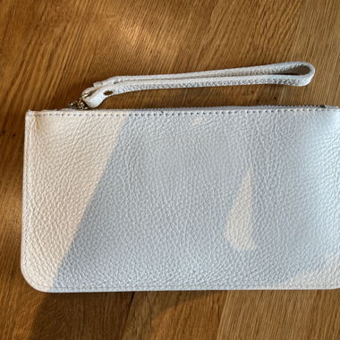 White clutch