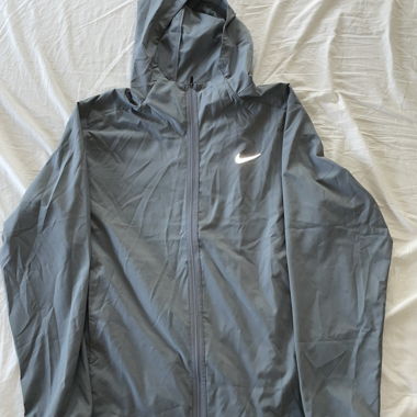 Nike Dri-FIT Performance Windbreaker