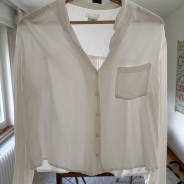 Blusa Bianca con Tasca sul Petto