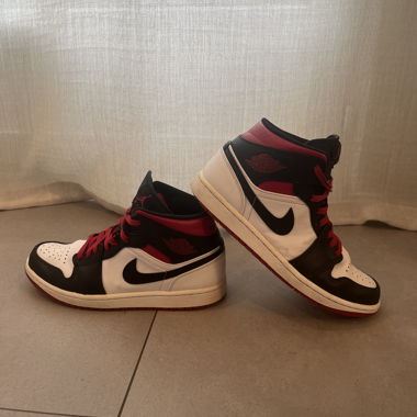 Air Jordan 1
