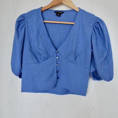 Blusa azzurro chiaro con maniche a sbuffo, Taglia S