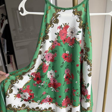 Zara Top mit Blumenmuster