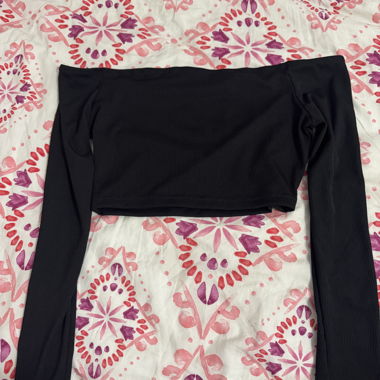 Schwarzes Off-Shoulder Top Gr. S