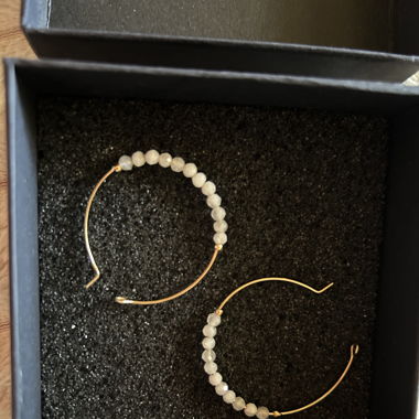 Créoles avec perles de nacres 