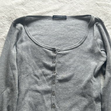 Haut simple brandy melville