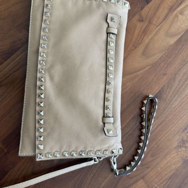 Pochette Valentino Garavani