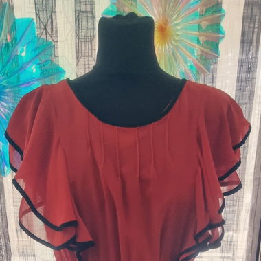 Kleid neu