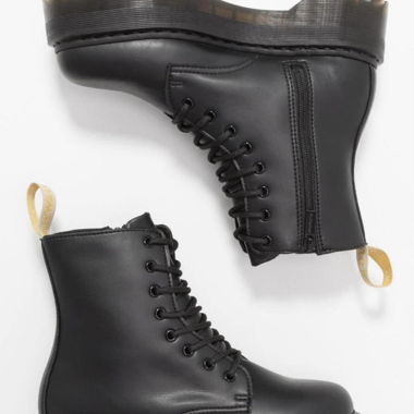 Dr. Martens 