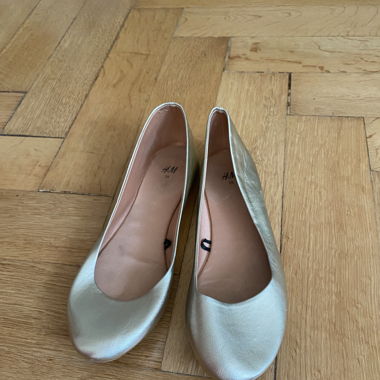 Goldene Ballerinas