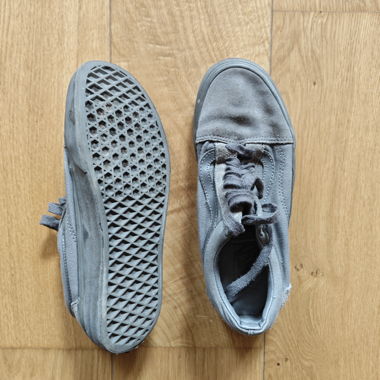 Chaussures Vans grises 38.5