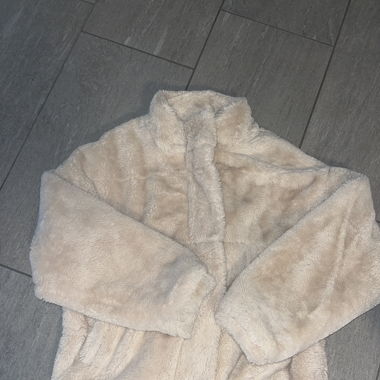 Flauschige Jacke 