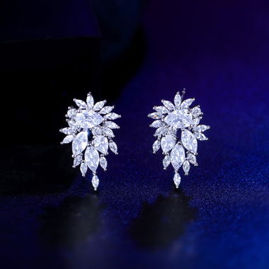 Orecchini a Perno in Zirconia