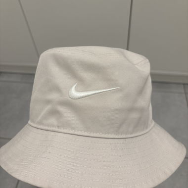Nike-Bucket-Hut