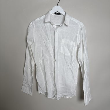 Chemise blanche à manches longues