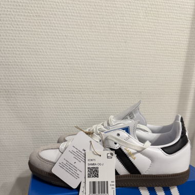 Adidas Samba