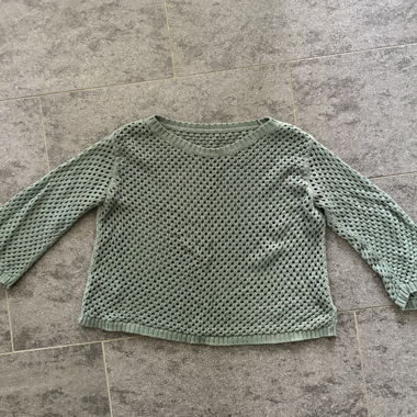 Maglione all'uncinetto verde di Waschbär