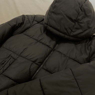 BLACK PUFFER JACKET DIVIDED