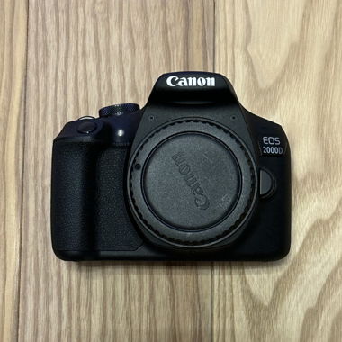 Canon EOS 2000D body