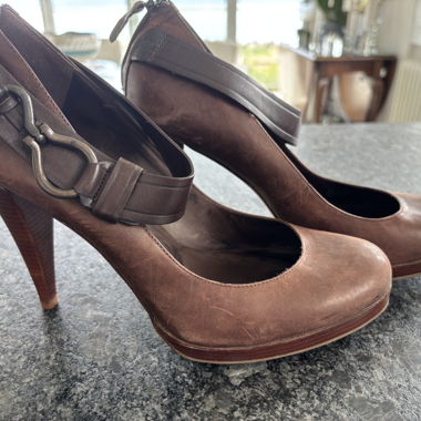 Escarpins à talons hauts marron Cole Haan