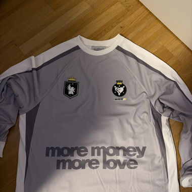 Moremoneymorelove manches longues