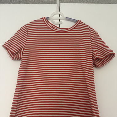 Gestreiftes T-shirt