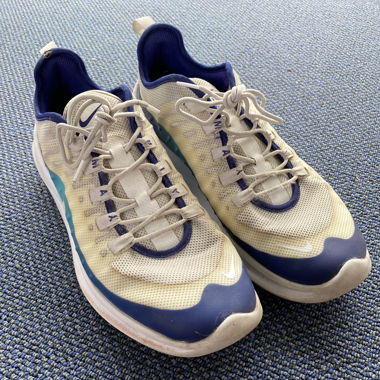 Nike Air Max Axis