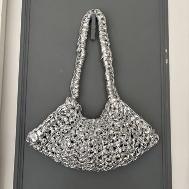 Sac tressé argenté