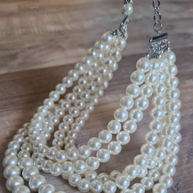 Pearl Necklace 
