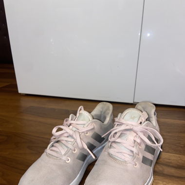 Adidas Sneaker