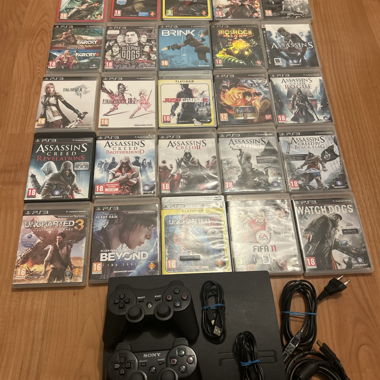 PS3-Set mit Spielen und Controllern