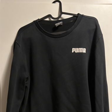 PUMA Sweather