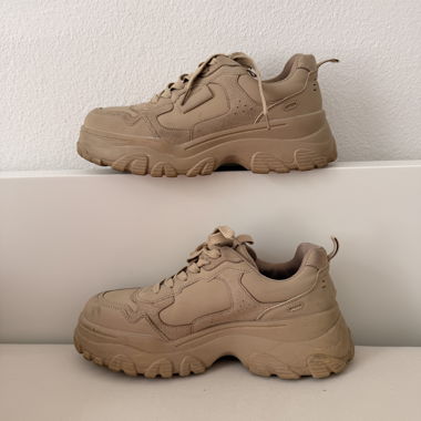 Beige Sneakers