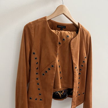 Blazer & Rock Set mit Loch-Muster