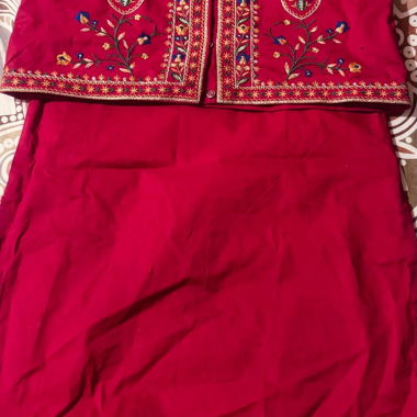 Rot bestelltes Zweiteiliges Set