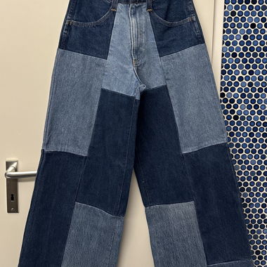 Jeans patchwork ricostruiti