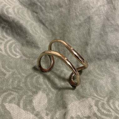 Bracciale rigido a spirale placcato oro (Spedizione gratuita)