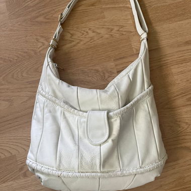White Faux Leather Y2K Shoulder Bag