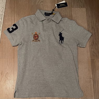 Polo gris