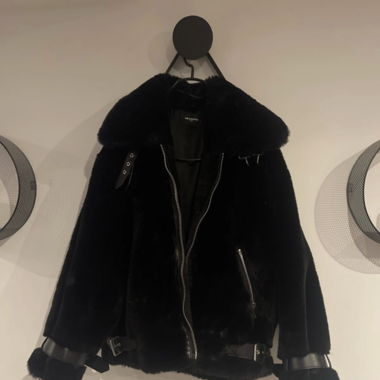 The kooples : manteau fausse fourrure et cuir