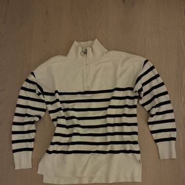 Zip Pullover